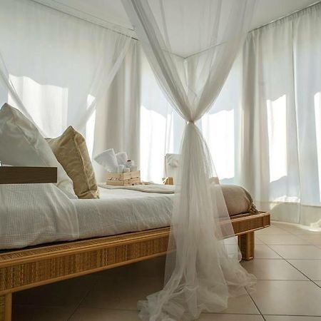 Bed and Breakfast L'Approdo Сан-Леоне Экстерьер фото
