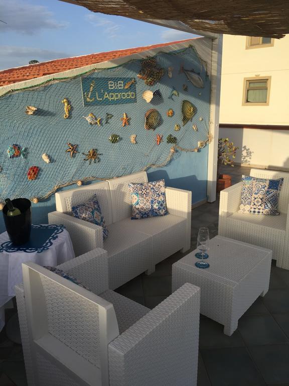 Bed and Breakfast L'Approdo Сан-Леоне Экстерьер фото